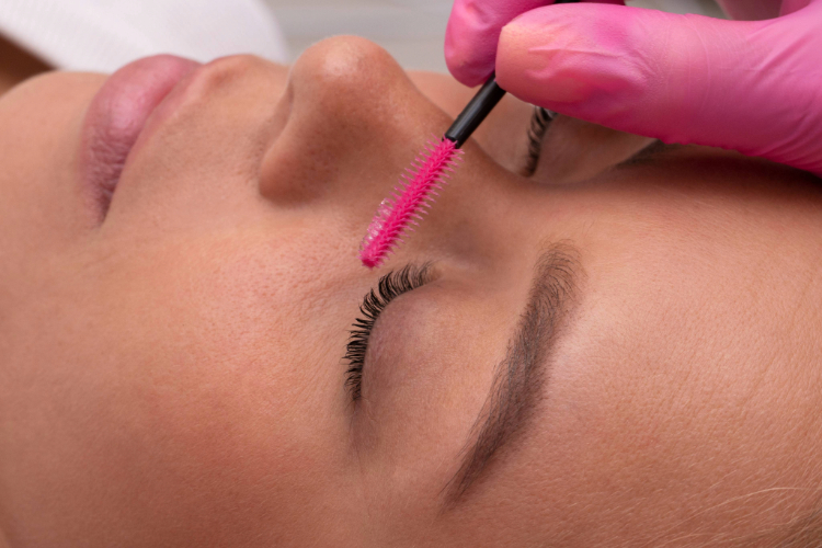 Eyelash Tinting